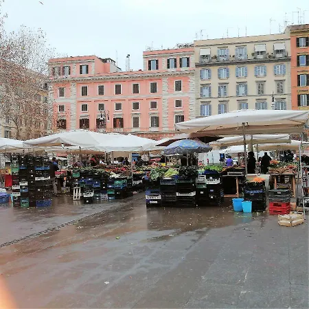 A Trastevere Da Giulia Апартаменты *